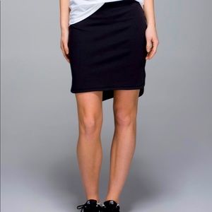 Lululemon black City Skirt size 6